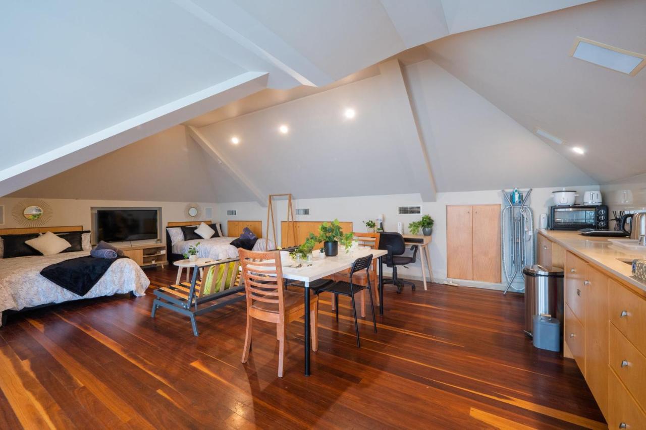 Quiet Private Studio In Strathfield With Kitchenette And Private Bathroom 3Min To Station Sleeps 6 Sydney Buitenkant foto