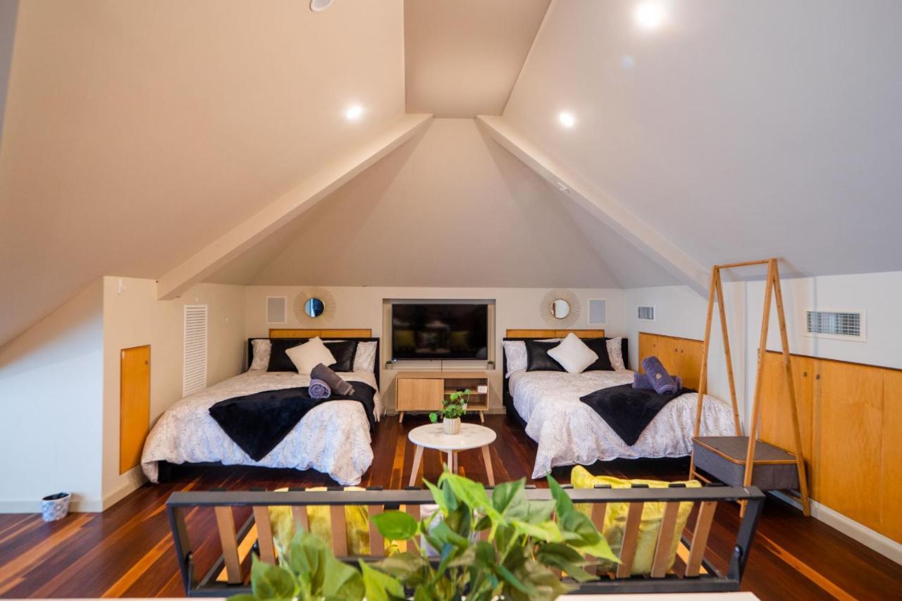 Quiet Private Studio In Strathfield With Kitchenette And Private Bathroom 3Min To Station Sleeps 6 Sydney Buitenkant foto